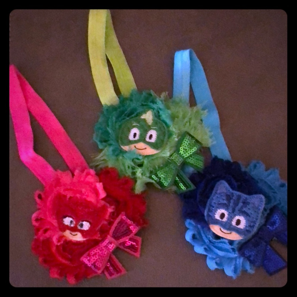 3 PJ Mask girls headbands. Never been worn.